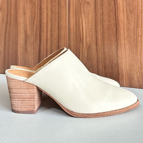 Madewell Cream Mules with Pointed Toe and Block Heel Sz. 9 - Picture 8 of 14